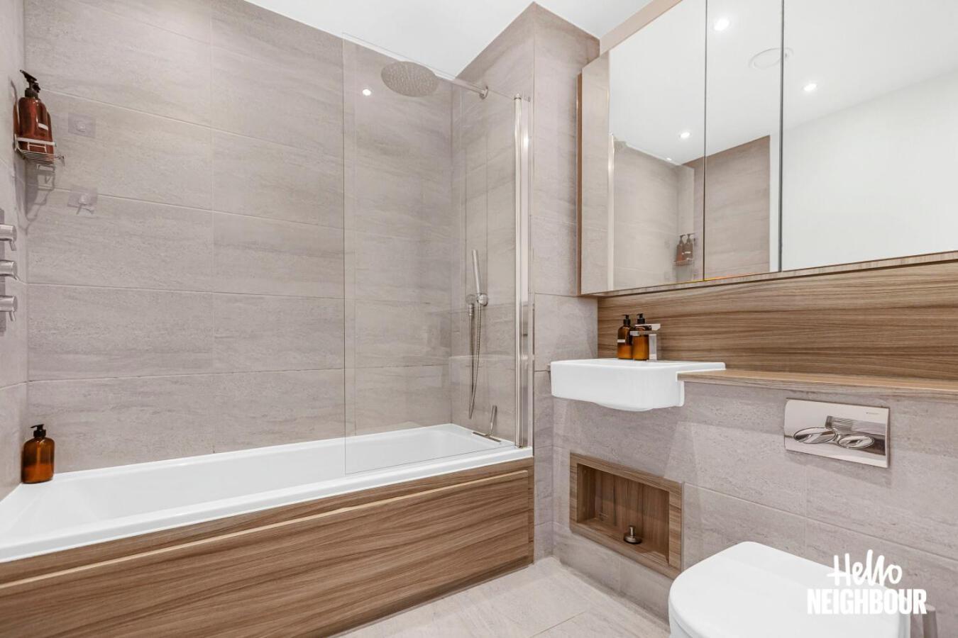 Modern 1 Bedroom Apartment With Parking In Colindale, London Edgware Dış mekan fotoğraf